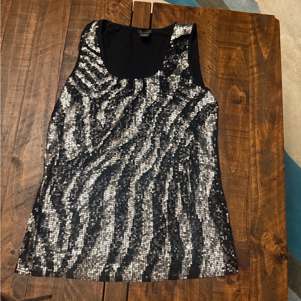 Nue Options Black and Silver Sequin Top